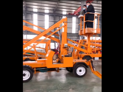 12米柴油機(jī)曲臂式升降機(jī)