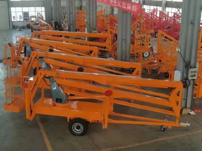 折臂式兩輪拖車升降機(jī)