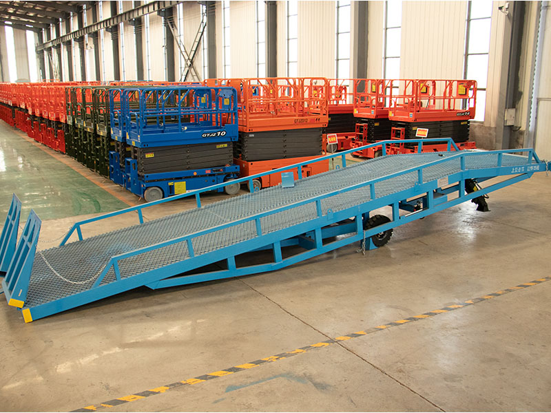 移動(dòng)式升降機(jī)