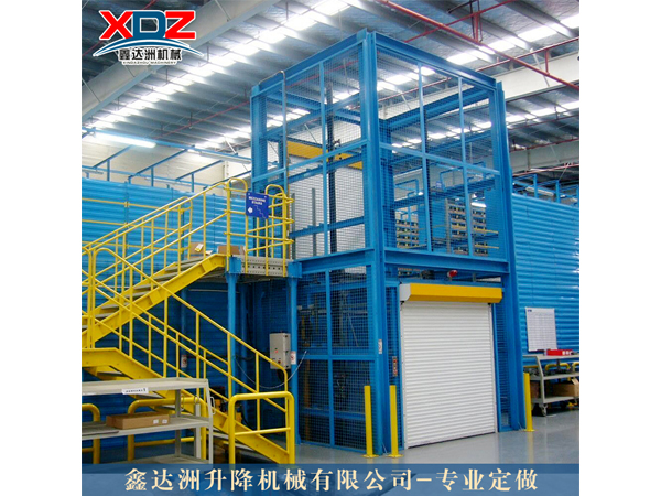 導(dǎo)軌式液壓升降平臺