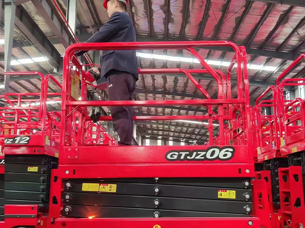 移動升降機(jī)廠家