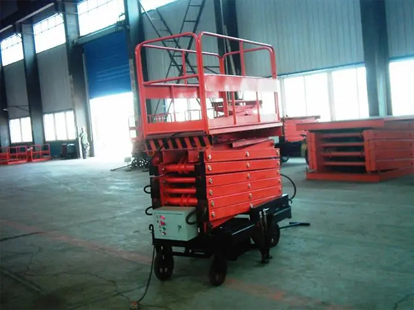 移動式升降機(jī)廠家